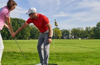 Golf Etiquette for Beginners: 15 Rules You Should Know