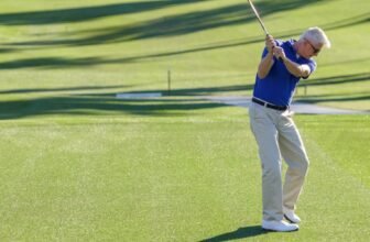 How to Hit a Golf Ball Straight: Beginner Tips